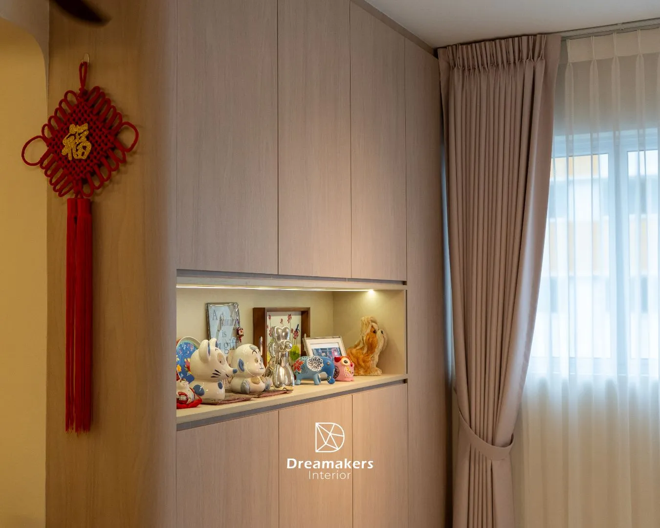Backlit wardrobe display niche with the couple's keepsakes, Jurong West resale HDB