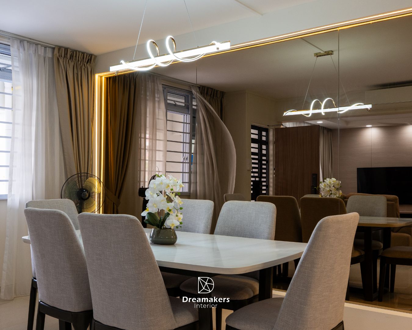 Dining area with mirrored feature wall and LED cove lighting, Lengkong Tiga HDB