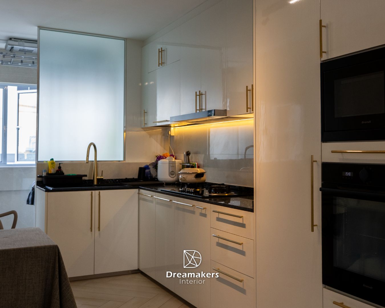 Open kitchen in a 5-room resale renovation, Serangoon Central HDB