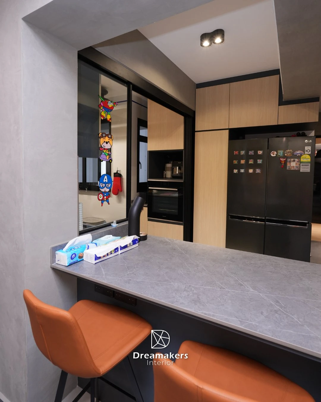 Breakfast counter with stone-look worktop and internal window into the kitchen, 206D Woodleigh Link HDB