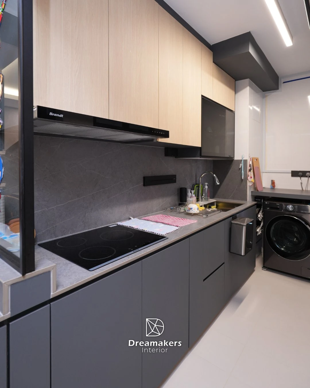 Kitchen run with induction hob, stone-look splashback and washer dryer, Woodleigh Link resale HDB